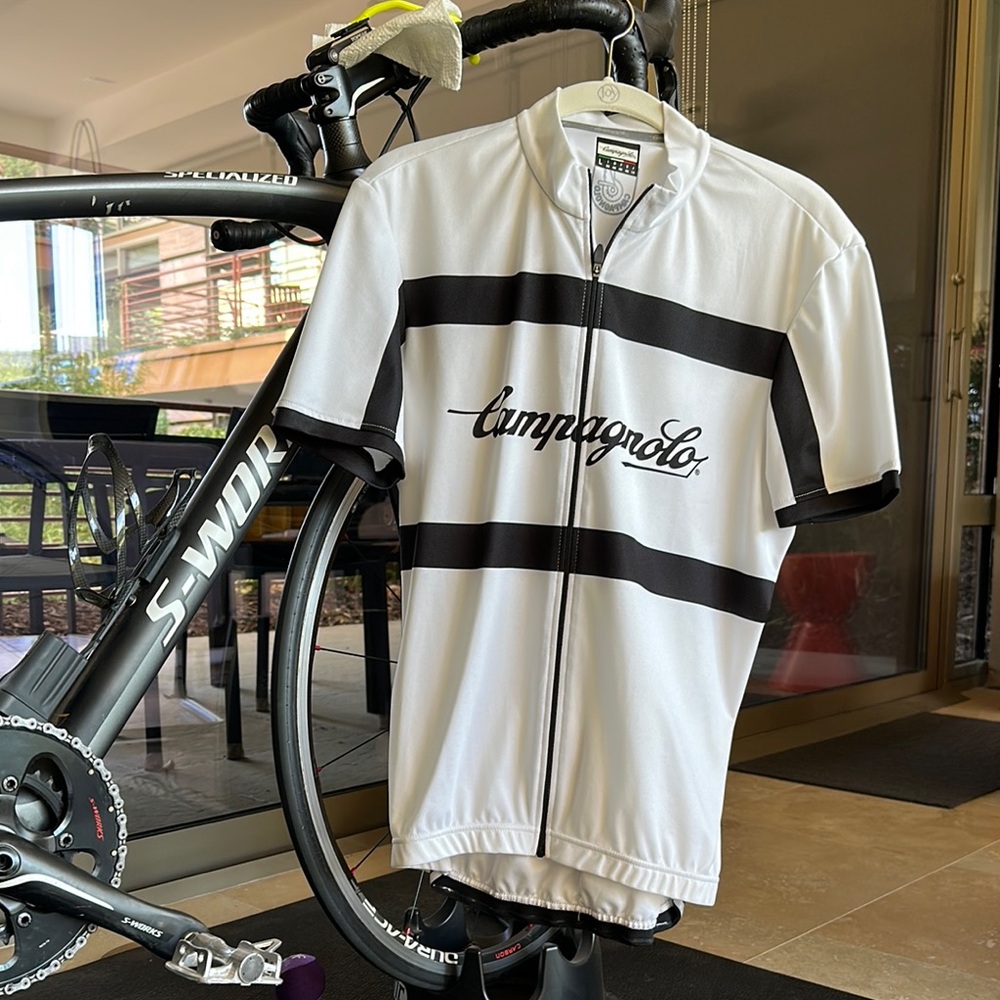 Rapha Black and White Cycling Jersey Performance Fit
